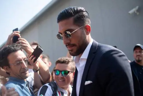 Juventus, ecco Emre Can: la calda accoglienza dei tifosi bianconeri