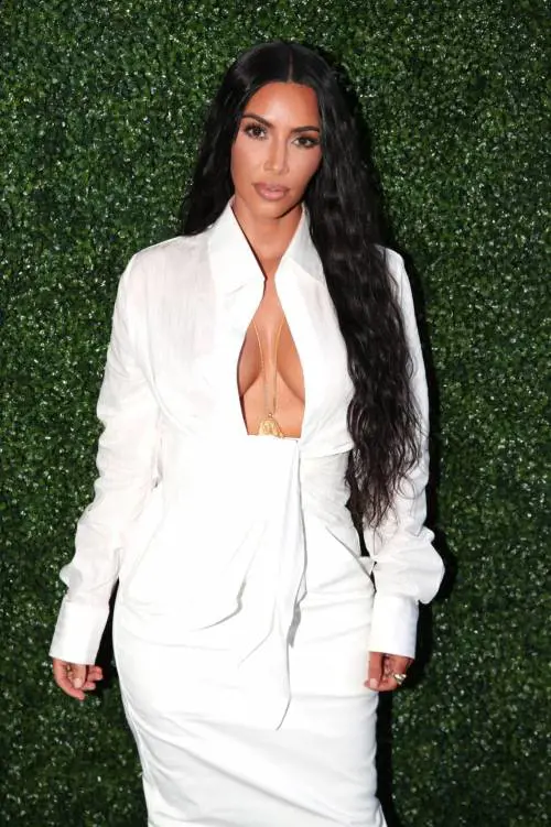 Kim Kardashian, gli scatti sexy