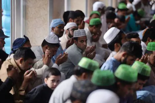 Belgio, esponente del partito islamico su Fb: "Ti sgozzo come un agnello"
