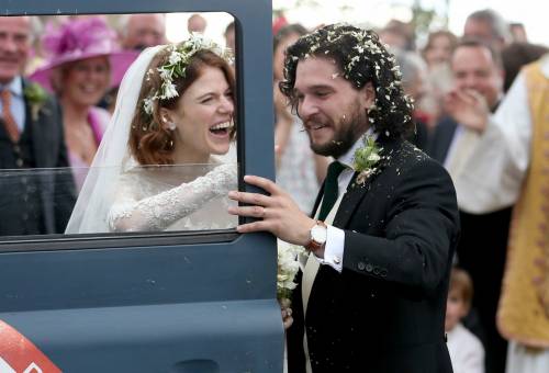 "Jon Snow" sposa "Ygritte" (e ci sono pure i Lannister)