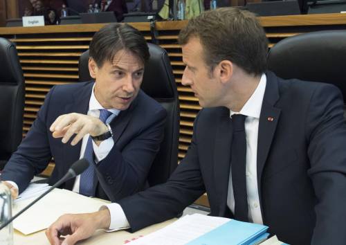 Incontro segreto con Macron: così Conte ha sbloccato la Lifeline