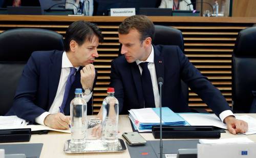 Bruxelles, scontro rimandato. "La vostra bozza? Vedremo..."
