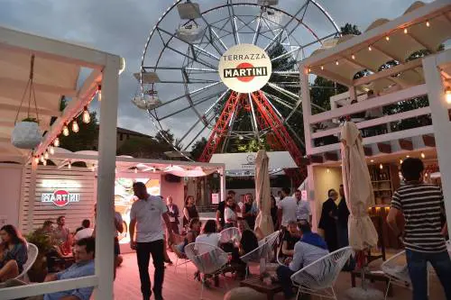 Giostrai bloccati e "assediati" dal Comune