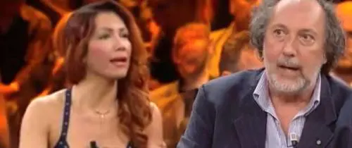 Fulvio Abbate a Efe Ebal: "Le trans mi fanno eroticamente vibrare"