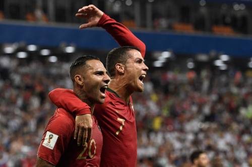 Mondiali 2018, Spagna e Portogallo agli ottavi con il brivido