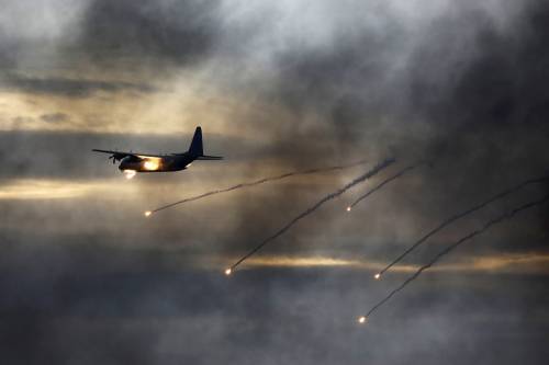 Siria, Assad avanza nel Golan e Israele bombarda Damasco