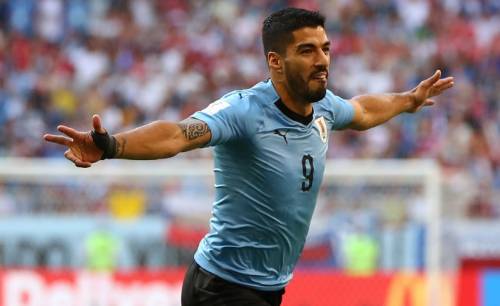 Suarez e Cavani riportano la Russia con i piedi per terra