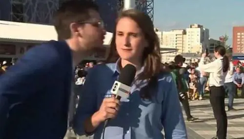 Mondiale, giornalista molestata costringe tifoso a scusarsi