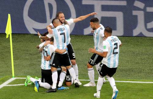 Mondiali 2018, l'Argentina batte a fatica la Nigeria e vola agli ottavi