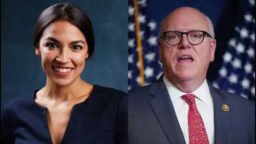 Primarie democratiche, giovane attivista umilia un big del partito. Trump esulta