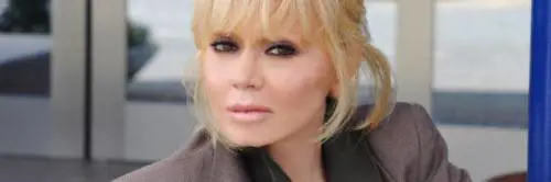 Voto e anziani, Rita Pavone umilia Grillo: “Si metta in poltrona col plaid sulle gambe”