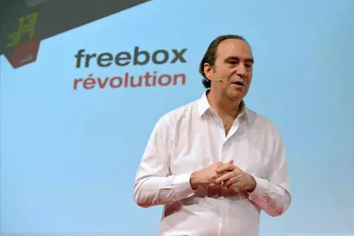 Vodafone chiude la porta a Iliad e vira sui colloqui con Fastweb