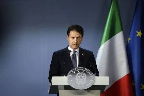 Conte peggio di Veltroni