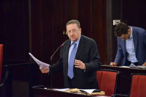 Nomadi, ok del Consiglio al censimento