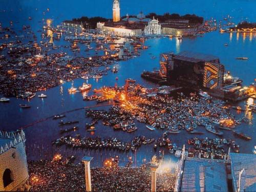 Successo e polemiche. Così lo show dei Pink Floyd a Venezia nel 1989 divenne epico