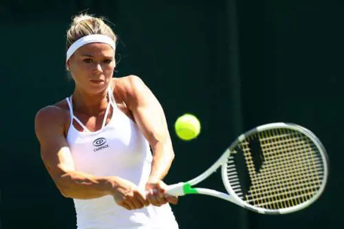 Wimbledon, Giorgi al terzo turno, vince Federer