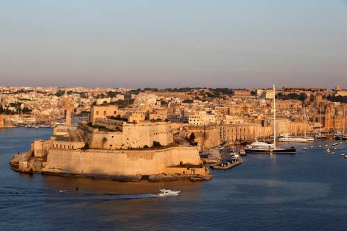 La faccia tosta dei furbetti di Malta