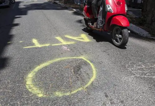 Buche a Roma, prosegue la battaglia di Graziella