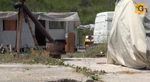 Campi rom, da via di Salone a Ponte delle Valli è allarme roghi tossici