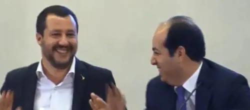 "Il governo di Salvini...". Gaffe della cronista. ​E il ministro reagisce così