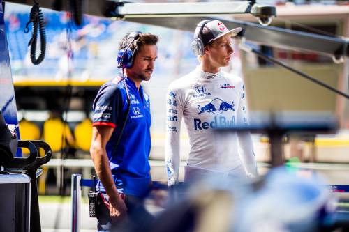 F1, grande spavento per Hartley nelle prove libere