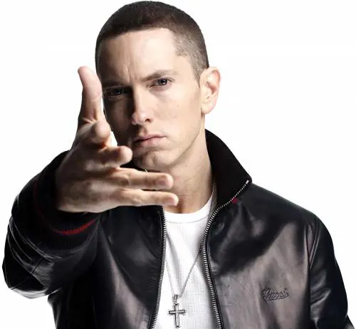 Rabbia e rime supersoniche: l'incoronazione dell'Elvis rap