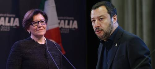 Migranti, la Trenta sfida Salvini: ​"La parola accoglienza è bella"