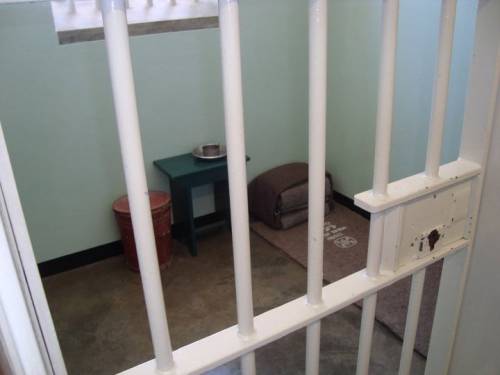 Sudafrica, all'asta una notte nella cella di Nelson Mandela