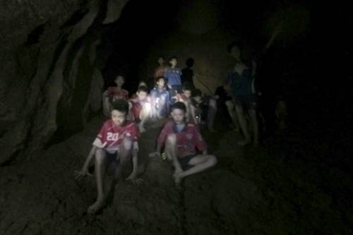 Thailandia, ecco chi sono i bambini intrappolati nella grotta