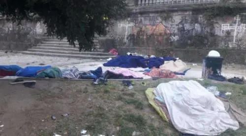 Giardini Montanelli come un "centro profughi"