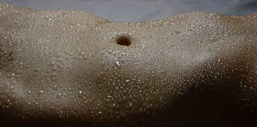 Sudore: rimedi veloci per limitarlo in estate                 