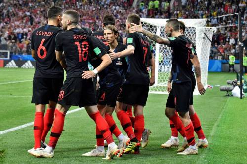 Mondiali 2018, la Croazia batte in rimonta 2-1 l'Inghilterra e vola in finale