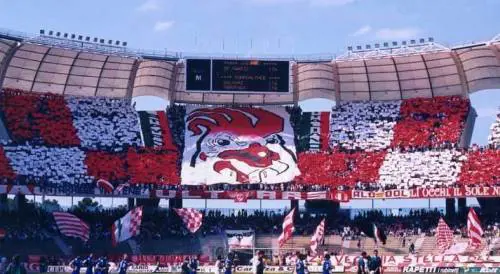 Bari calcio, conti in rosso per la società: si rischia il fallimento