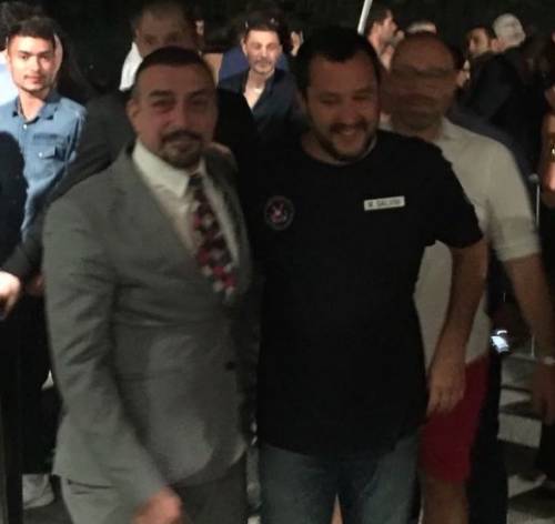 Salvini all'Old Fashion. Il vicesindaco di Milano: "Delegittima indagini"