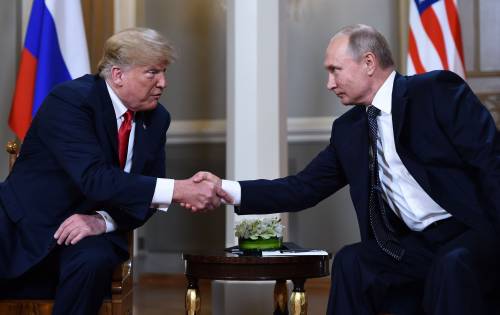 Storico faccia a faccia tra Putin e Trump