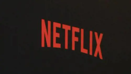 Macron si appella all'"eccezione culturale" per fermare Netflix
