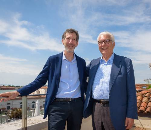 A Venezia il curatore Rugoff annuncia "tempi interessanti"