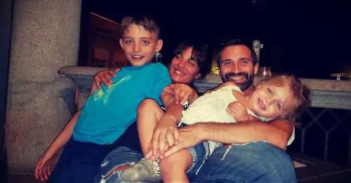 "Siamo una famiglia equipaggio In mare da un anno e ci restiamo"