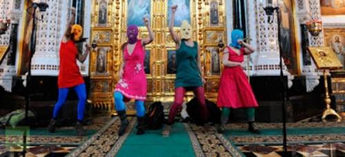 La Corte di Strasburgo condanna la Russia: "Troppo dura con le Pussy Riot"