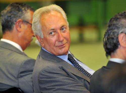 Carige, Malacalza si prepara alla resa