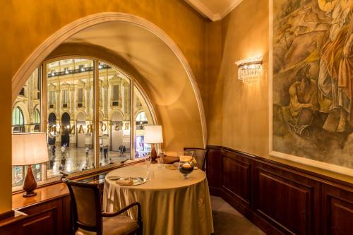 Savini, quel tavolo numero 7 tra storia, segreti e gourmet