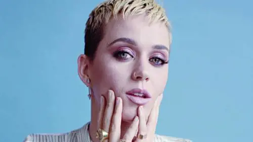 Katy Perry, depressa per l’insuccesso di “Witness” 