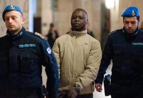 Kabobo lavora e studia in carcere, il triplice omicidio è alle spalle