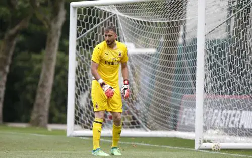 Bonucci, Suso & Co. riflettono, ma è già caccia all'attaccante