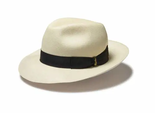Borsalino, dopo l'asta positiva il marchio tenta il rilancio