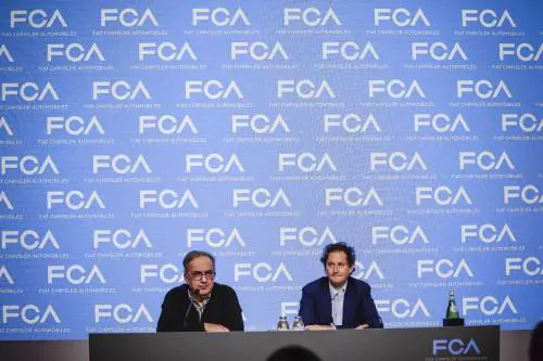 "Marchionne è in fin di vita" Elkann cambia tutti i vertici