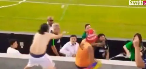 Higuita litiga con un tifoso e gli sferra un pugno in faccia