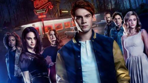 "Riverdale" omaggia cinema e anni Ottanta