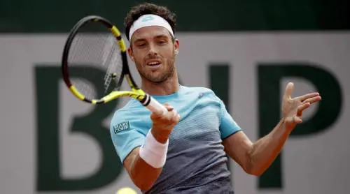 Tennis, Cecchinato batte Pella e vince il torneo di Umago