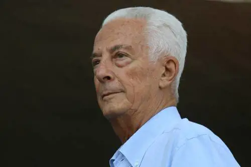 Grande Stevens su Marchionne: "I suoi polmoni sono stati aggrediti. Incapace di sottrarsi alle sigarette"